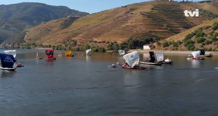 Rabelos fizeram regata no Douro para celebrar Vinho do Porto  TVI24