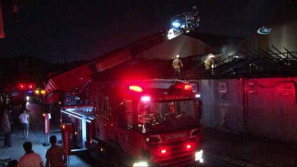 Bahçelievler'de Afgan Uyruklu kağıt toplayıcıların olduğu alanda yangın çıktı