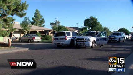 Suspects sought in Phoenix home invasion