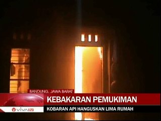 Api Membakar Belasan Rumah di Babakan Sari