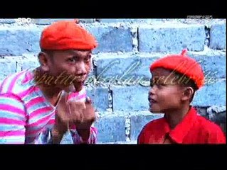 Aksi Lucu Sony Wakwau