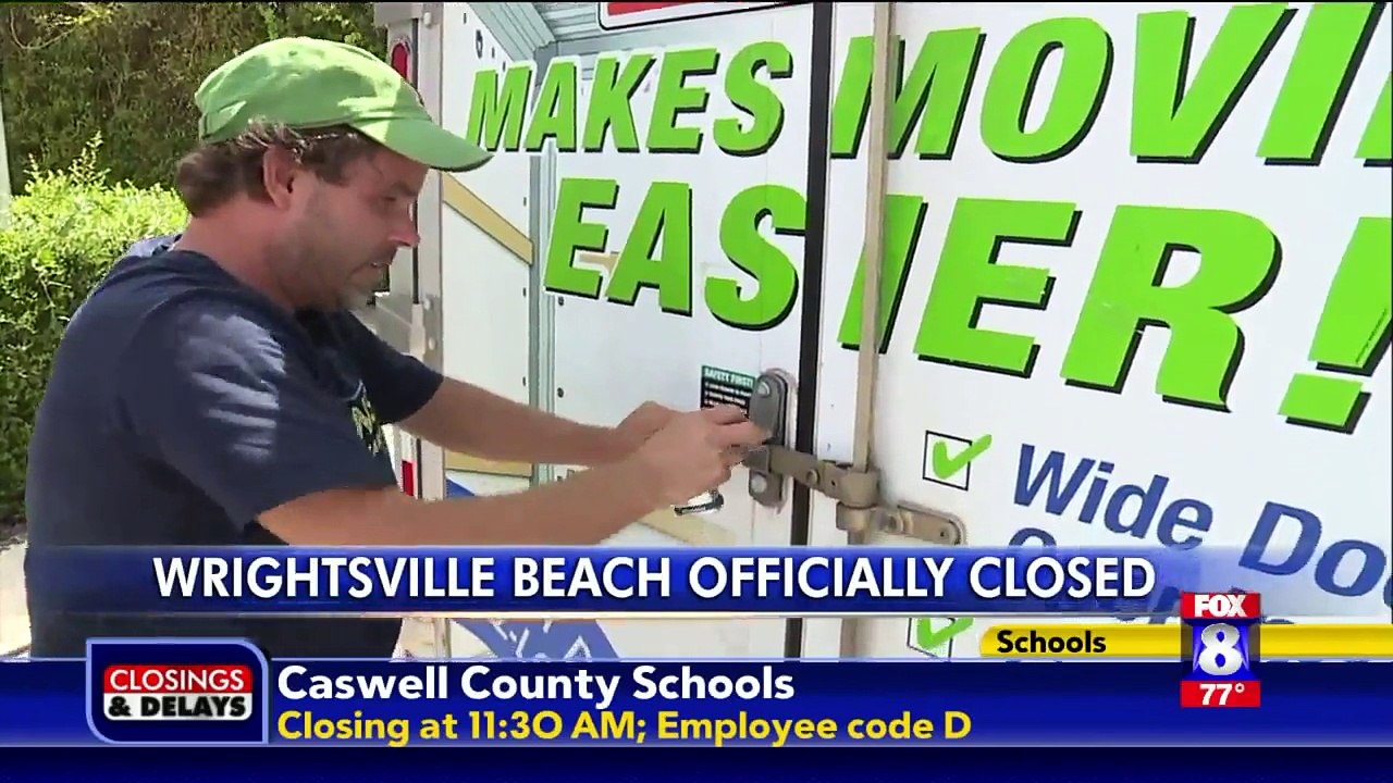 Residents Leave at the Last Minute as Hurricane Florence Nears