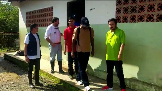 Colombian rebel group ELN releases six hostages