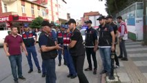 İstanbul Polisi ile İstanbul Jandarmasından okul önlerinde ortak uygulama