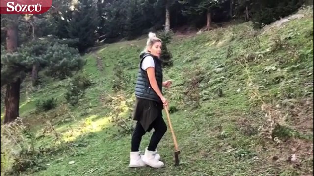Ayla Çelik uzun süredir birliktelik yaşadığı iş insanı Barbaros Utku'yla birlikte Artvin'de tatil yapıyor.
