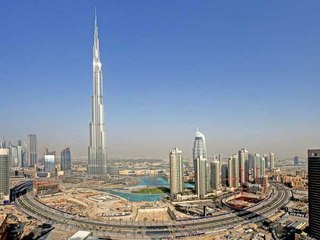 സൗദിവത്കരണം തുടരുന്നു: വ്യാപാര സ്ഥാപനങ്ങൾ അടച്ചുപൂട്ടലും പുതിയ നിയന്ത്രണങ്ങളും 🏢