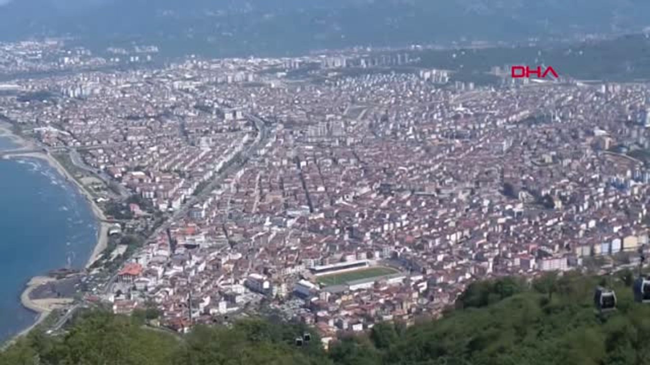 Ordu Deniz Üzerindeki Havalimanında Uçuş Rekoru