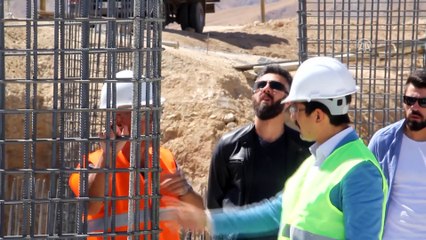 Kaymakam Öztürk yüzme havuzu inşaatını inceledi - VAN