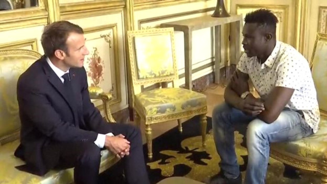 Paris'te Balkondan Sarkan Çocuğu Kurtaran 'Malili Kahraman Örümcek Adam' Artık Fransa Vatandaşı