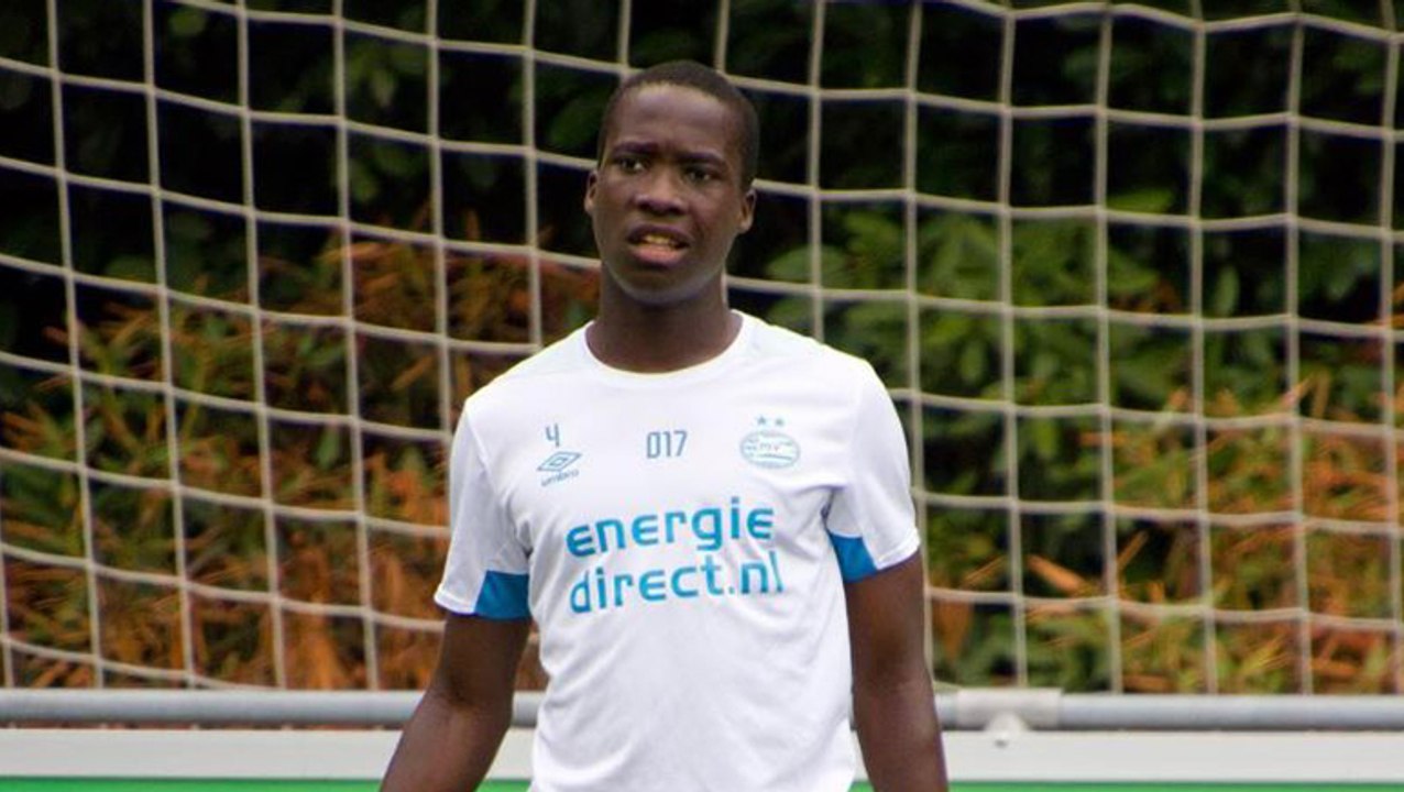 Les skills du jeune espoir du PSV Héritier Deyonge