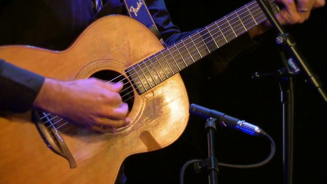 Charlie Winston interprète Like a Hobo en live sur Europe 1