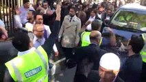 Slogans Chanted By PMLN Workers After Kulsoom Nawaz's funeral prayers offered
