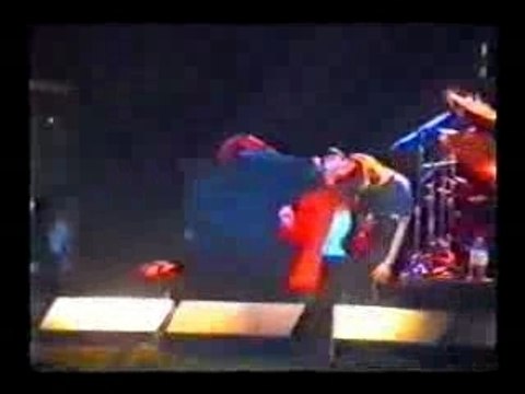 Tire Me live à Glastonbury 6/24/94