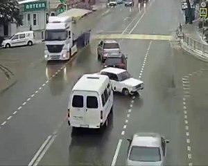 Trafiği Tıkamamak İçin Kendi Kendini Park Eden Araba