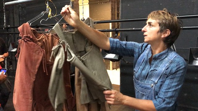 Vente de costumes d’opéras à Graslin