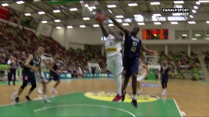 Action collective superbe et contre dévastateur pour les Bleus !