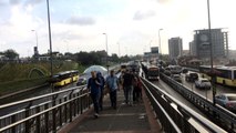 İstanbul'da Beklenen Yağış Etkisini Göstermeye Başladı