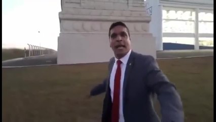 Cabo Daciolo promete acabar com estátuas da Havan