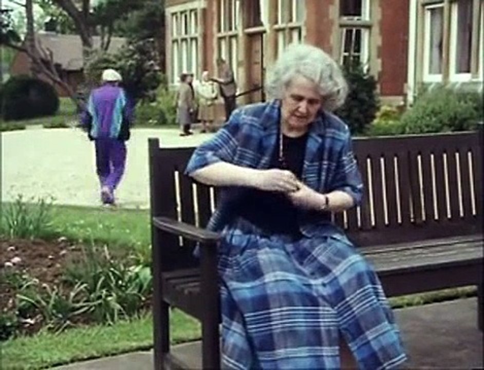 Waiting For God S02 E01
