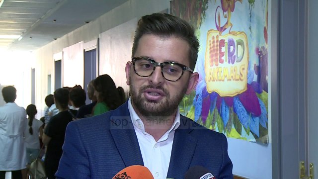 “Kësulëkuqja” shkon në spital, Teatri i Kukullave, shfaqje për fëmijët e sëmurë