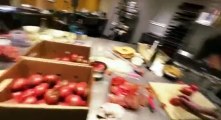 A Chefs Life S01  E05 Tomatoes    You Say Heirloom, I Say