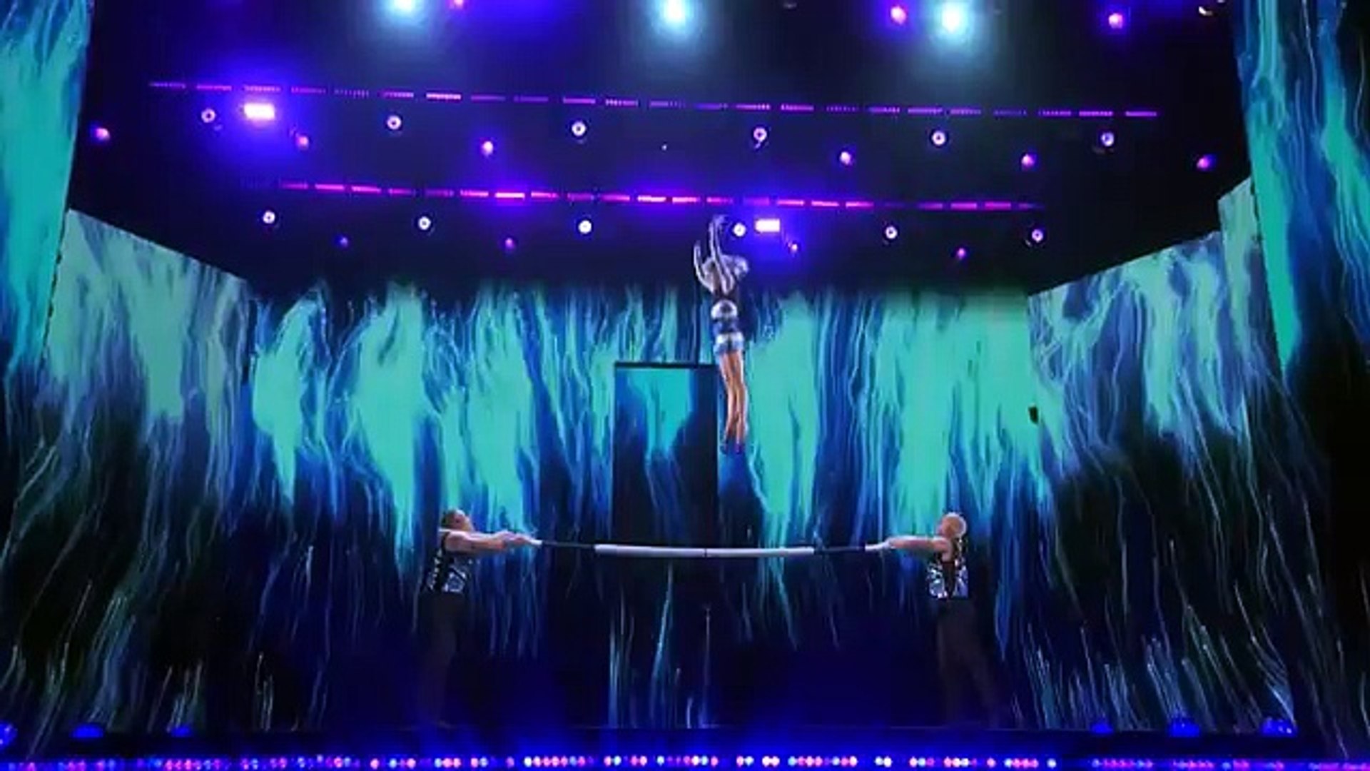 A Magical Cirque Christmas Delivers Stunning Performance On AGT - America's Got Talent 2018