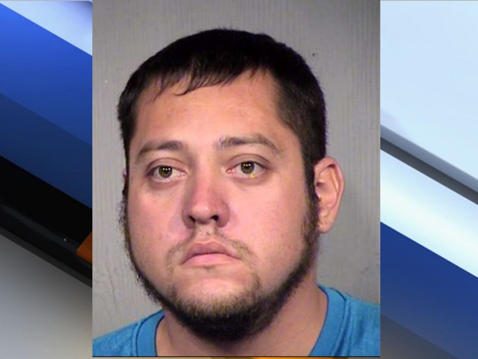 PD: Man fakes Down syndrome, has women bathe him - ABC 15 Crime