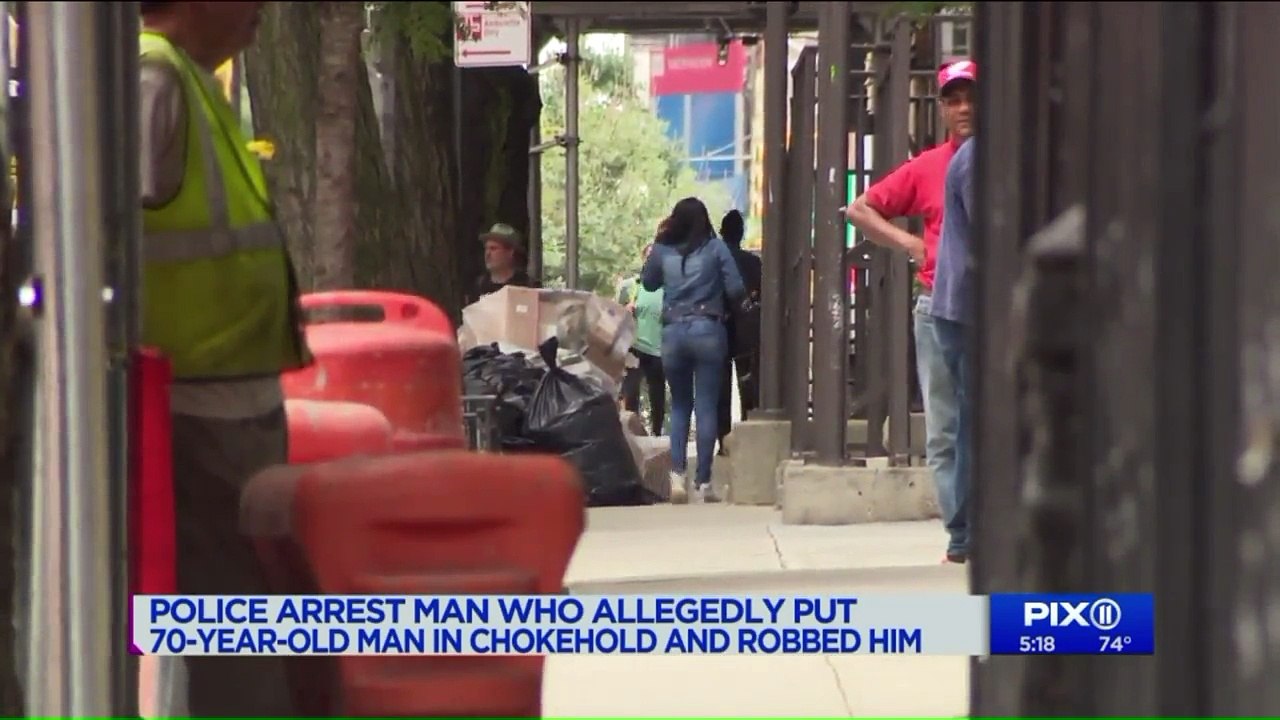 70-Year-Old Put in Chokehold, Sprayed with Mystery Substance in Robbery: Police