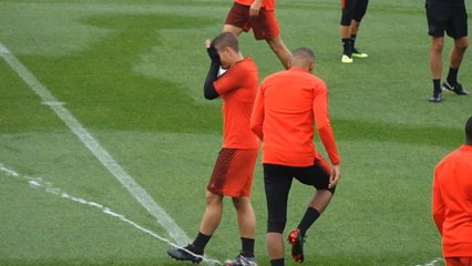 Verratti's water prank on Mbappe backfires