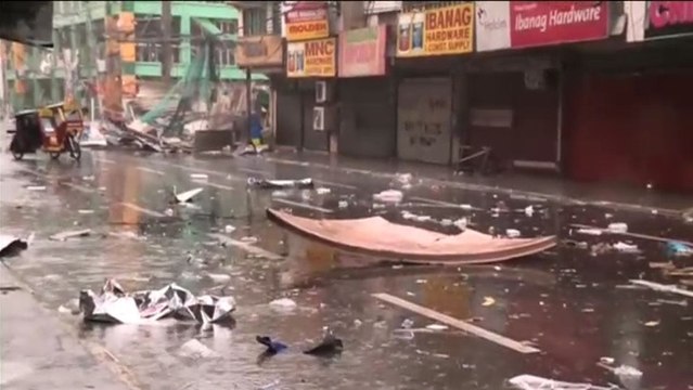 El tifón Mangkhut arrasa el norte de Filipinas