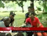 Oknum TNI Bekingi PKL, Ahok Siap Persenjatai Satpol PP