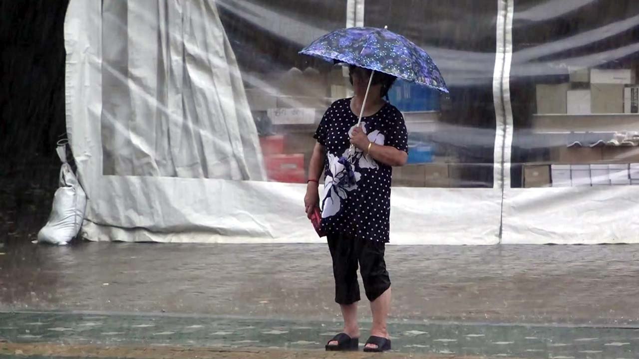 [날씨] 점차 전국 비...내일 아침 대부분 그쳐 / YTN