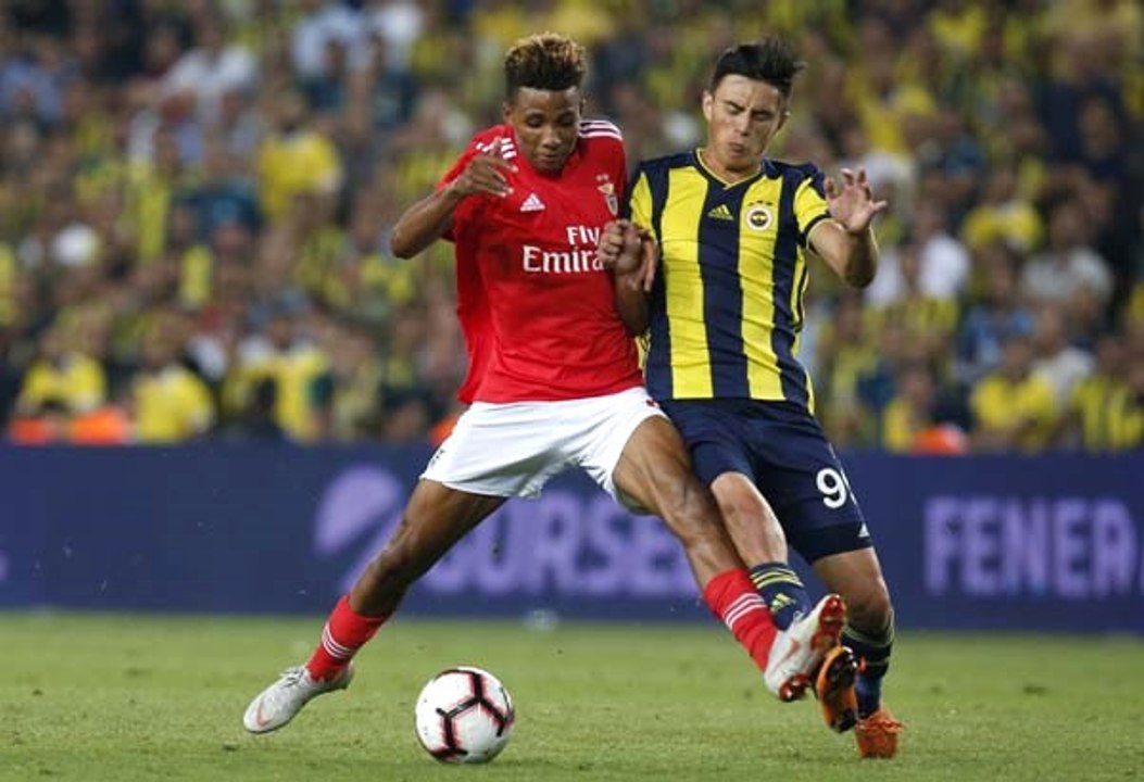 Avrupa'nın Dev Kulüpleri Eljif Elmas'ın Peşinde
