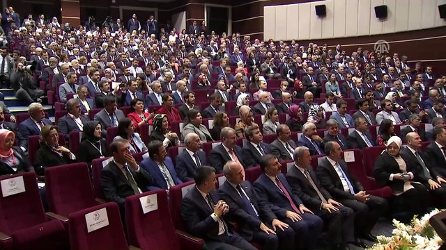 Cumhurbaşkanı Erdoğan: 'Dövizin ağustosta bir anda 7 lira seviyesine yükselmesi başlı başına bir ekonomik suikast girişiminin delilidir' - ANKARA