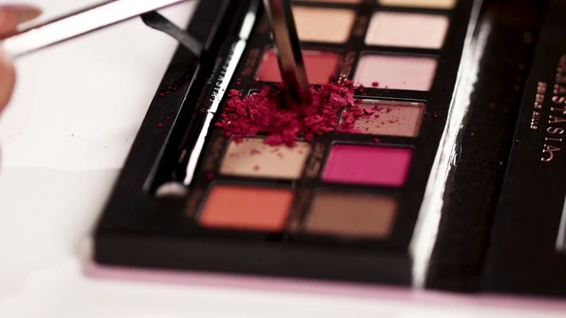 Makeup Lover Gets Tricked Into Destroying Makeup