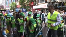 15 Eylül Dünya Temizlik Günü'nde minikler Başkan Usta ile sokaklardaki çöpleri topladı