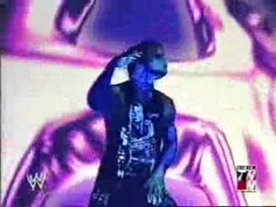 Jeff Hardy Entrance 2003 gothic 2
