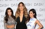 Khloe Kardashian convida Kim para ser madrinha de True
