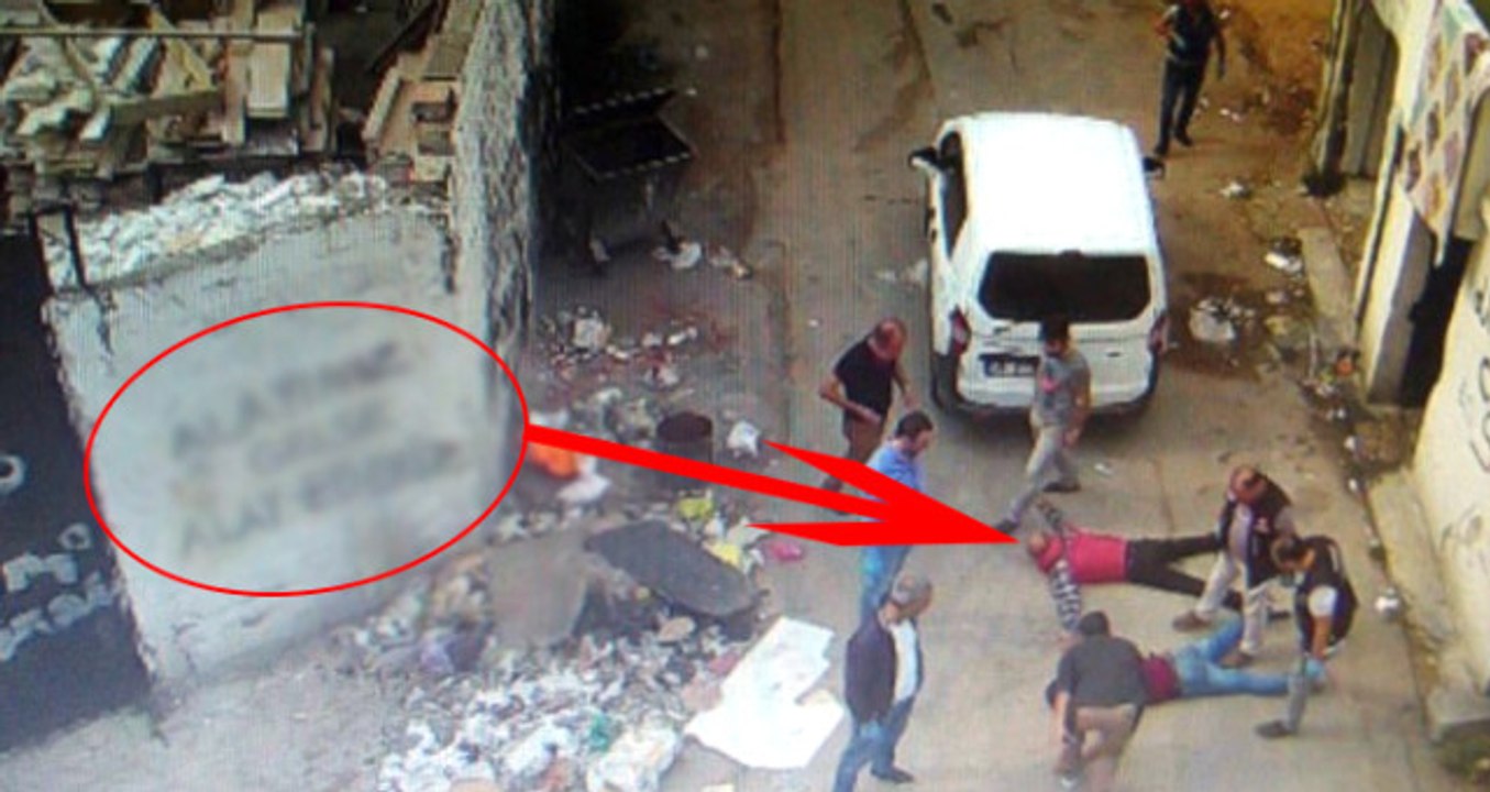 Uyuşturucu Satıcıları, "Alayınız Gelse Alay Ederiz" Duvar Yazısı Önünde Gözaltına Alındı