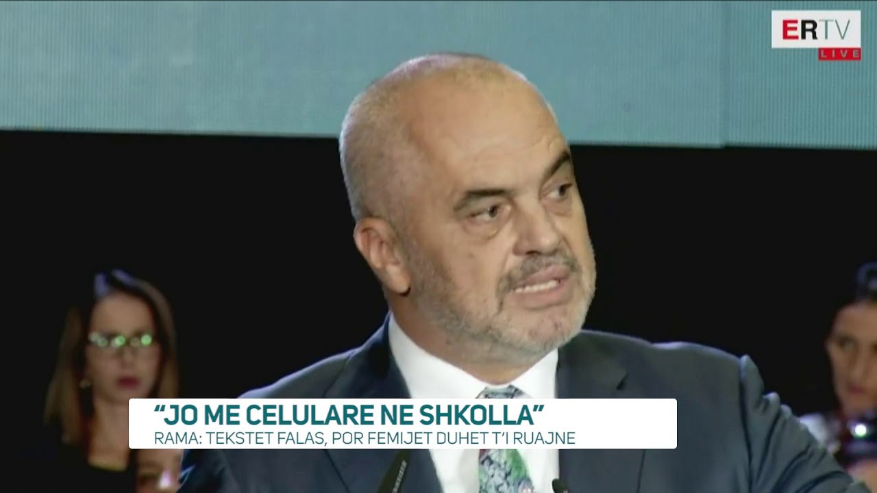 Rama i prërë: Asnjë celular në shkolla për nxën...