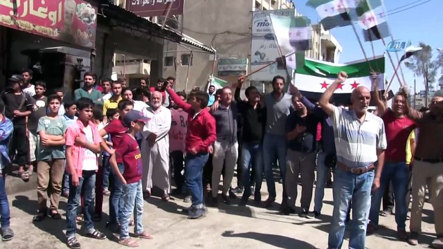 - Azez Saldırının İzlerini Silmeye Çalışıyor- Azez’den İdlib Halkına Destek Yürüyüşü