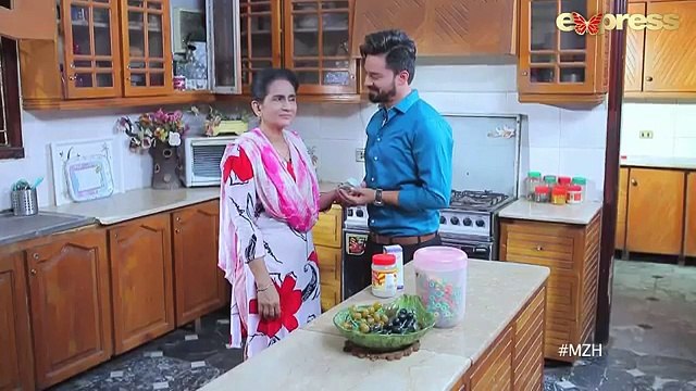 Pakistani Drama | Mohabbat Zindagi Hai - Episode 240 | Express Entertainment Dramas | Madiha