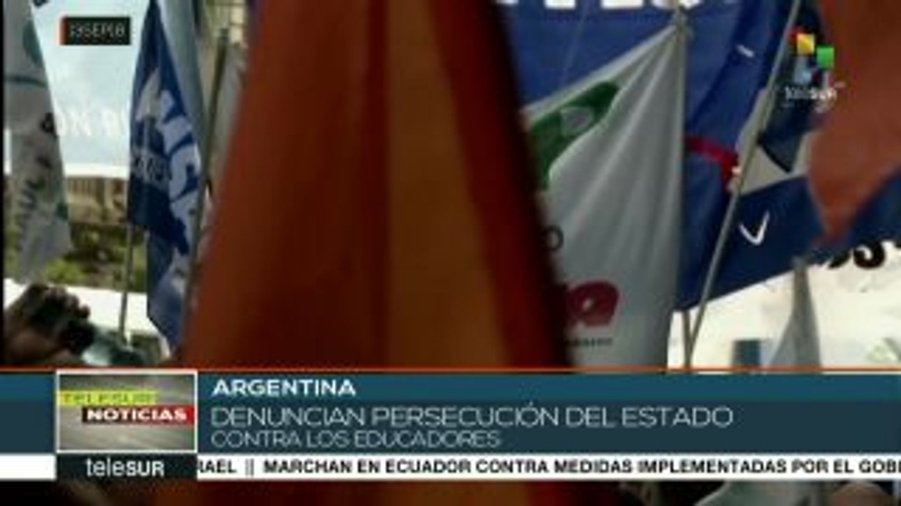 Docentes argentinos exigen respuestas a demandas educativas