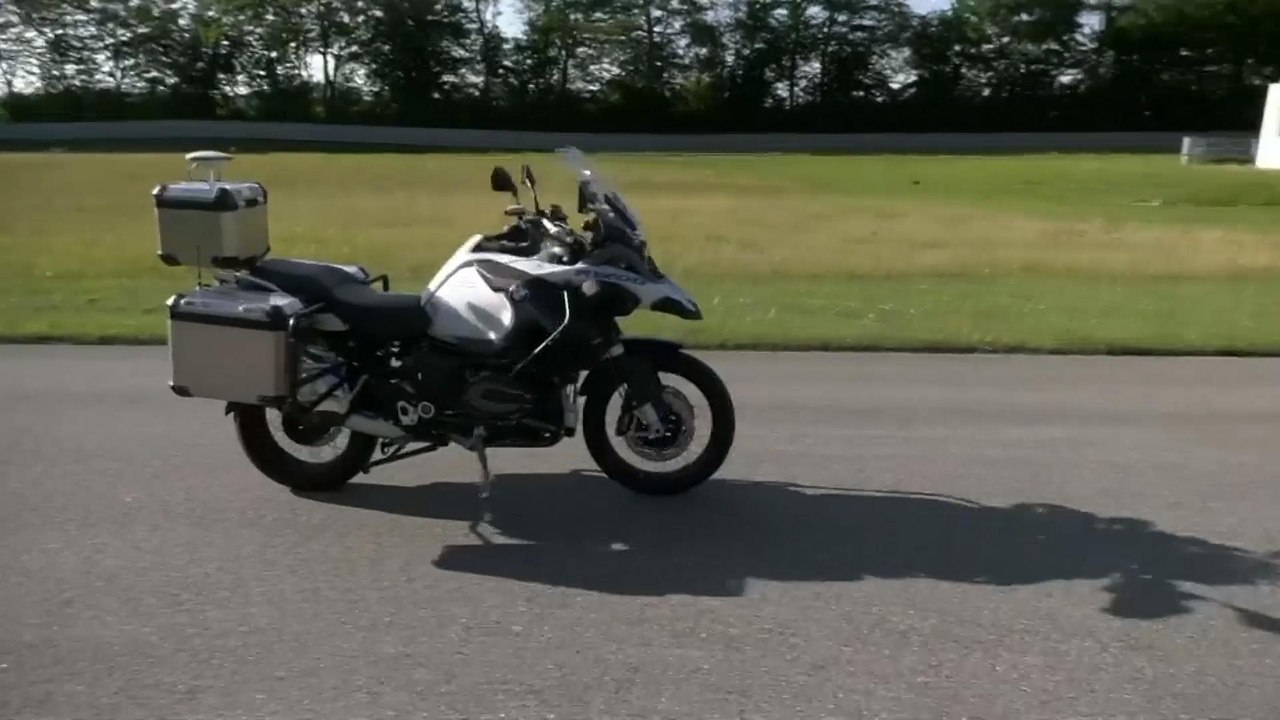 Forget Self-Driving Cars, BMW's Motorcycle Driv...