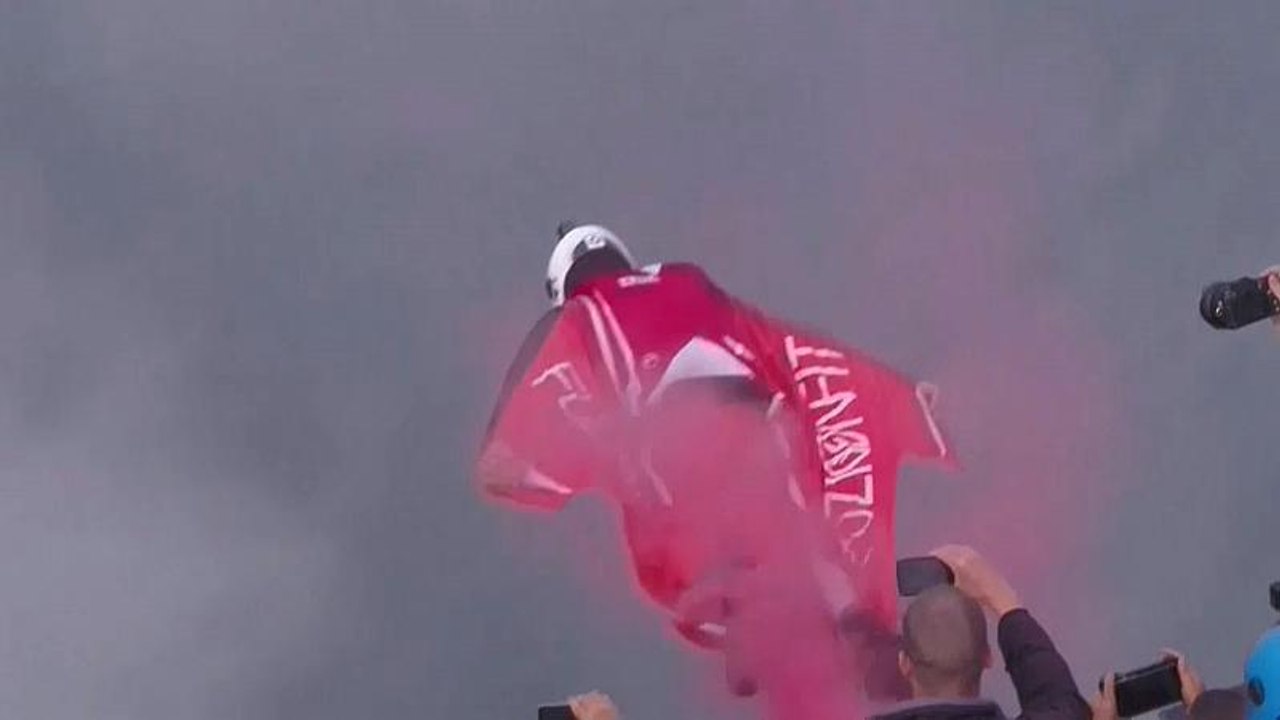 Gefährliches Fliegen: Base-Jumping-Weltmeisterschaft