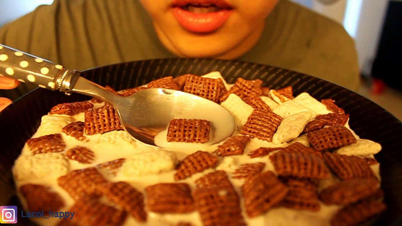 ASMR Choco, Cookie Cream Cereal Mukbang "Crunch Eating Sounds" l Lacol-ASMR