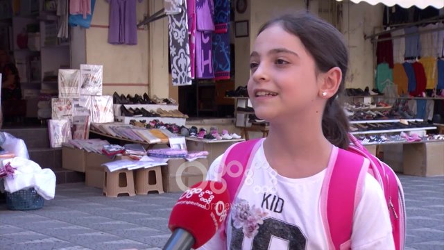 Ora News - Përgatitja për në shkollë, prindërve iu duhen rreth 15 mijë lekë për një fëmijë