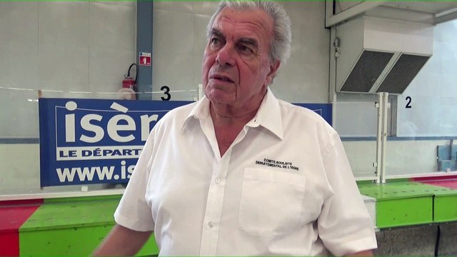 Michel Gentile présente l'ouverture de la saison à Saint-Pierre de Chérennes , Super 16 masculin, Saint-Pierre de Chérennes 2018