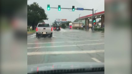 Скачать видео: Galveston Flooding: Disaster Declaration Issued In Texas