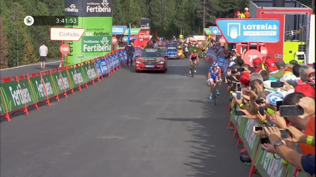 Yates closes in on Vuelta win